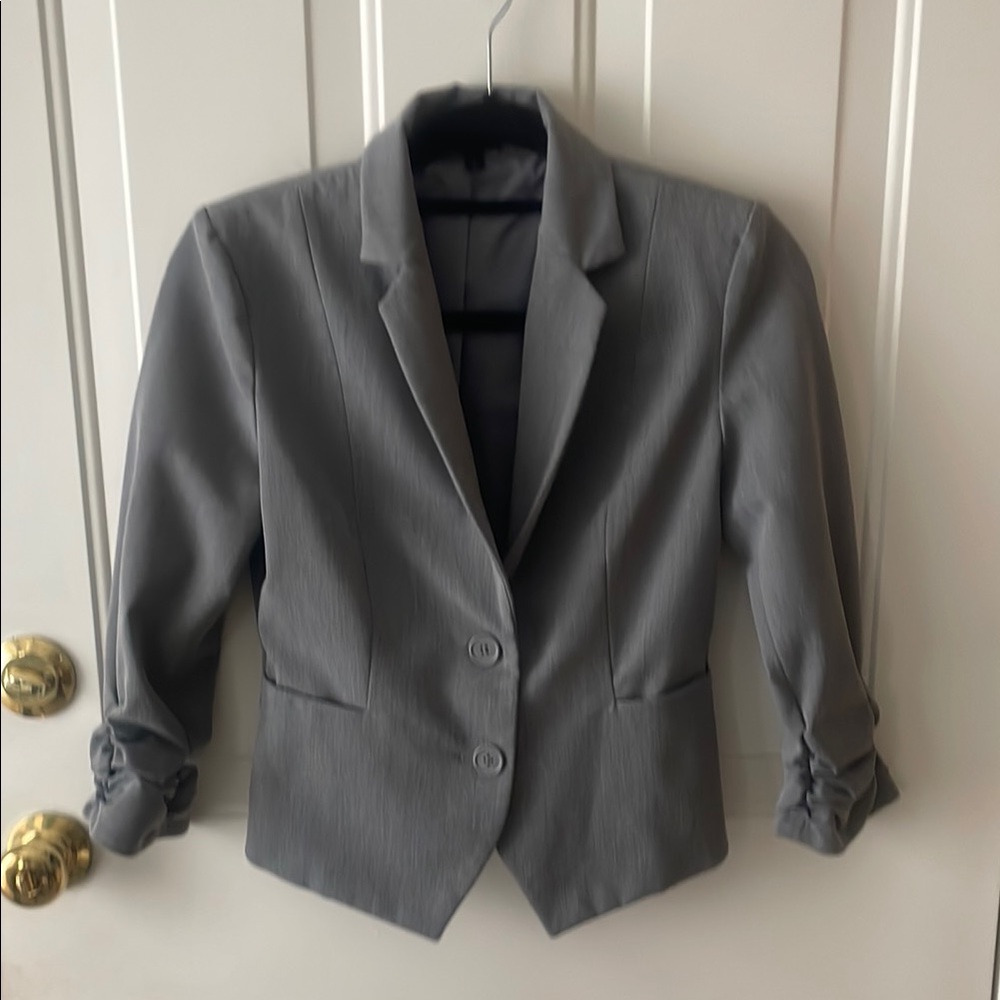 Gray Tailored Blazer with Notched Lapels by Express Size 2